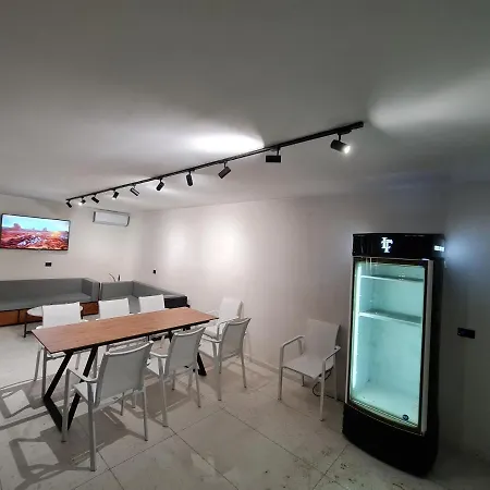 Lt Luxury