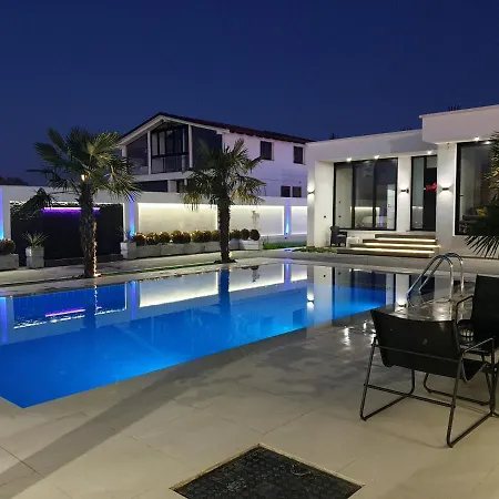 Villa Lt Luxury