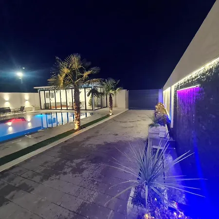 Villa Lt Luxury